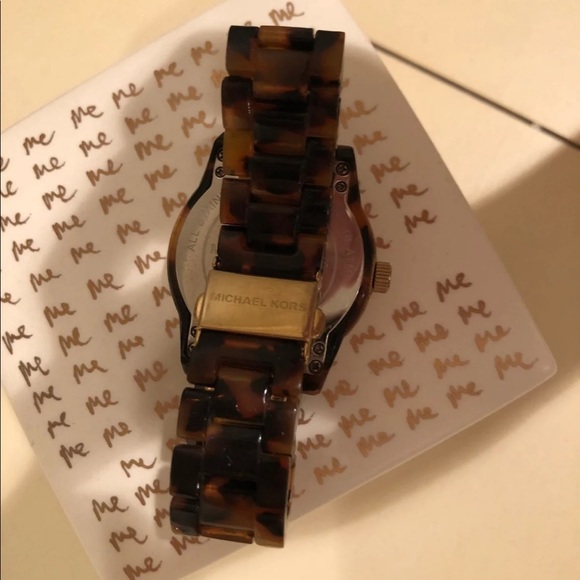 Michael Kors Watch - Picture 4 of 4